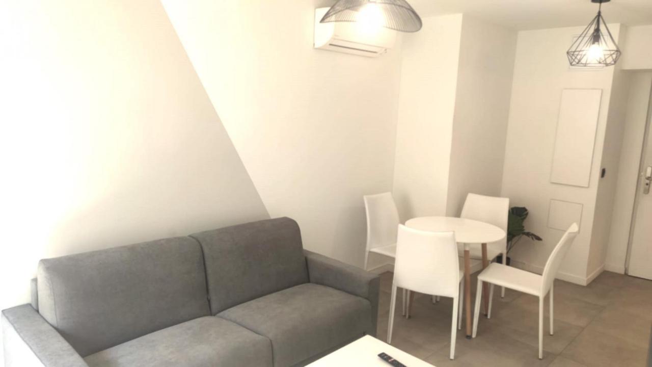 Lejlighed Baie Des Anges Proche 102 *